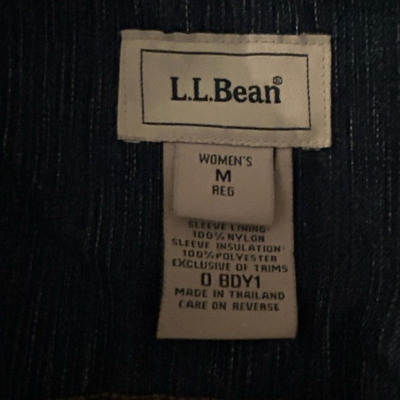 L.L. Bean Denim Sherpa-Lined Jacket - Picture 11 of 13